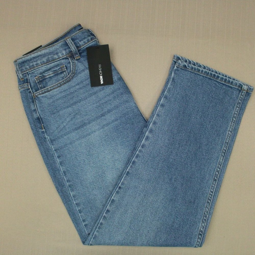 Fashion Nova I Got It From My Mama Mom Jeans Junior's Size 15 High Waist NWT